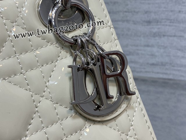 Dior专柜新款Lady女包迪奥顶级原单三格白色漆皮银扣Classic Lady戴妃包 djfk1209